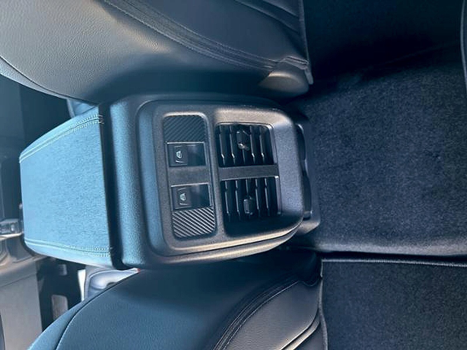 New 2025 Ford Bronco Outer Banks image 28