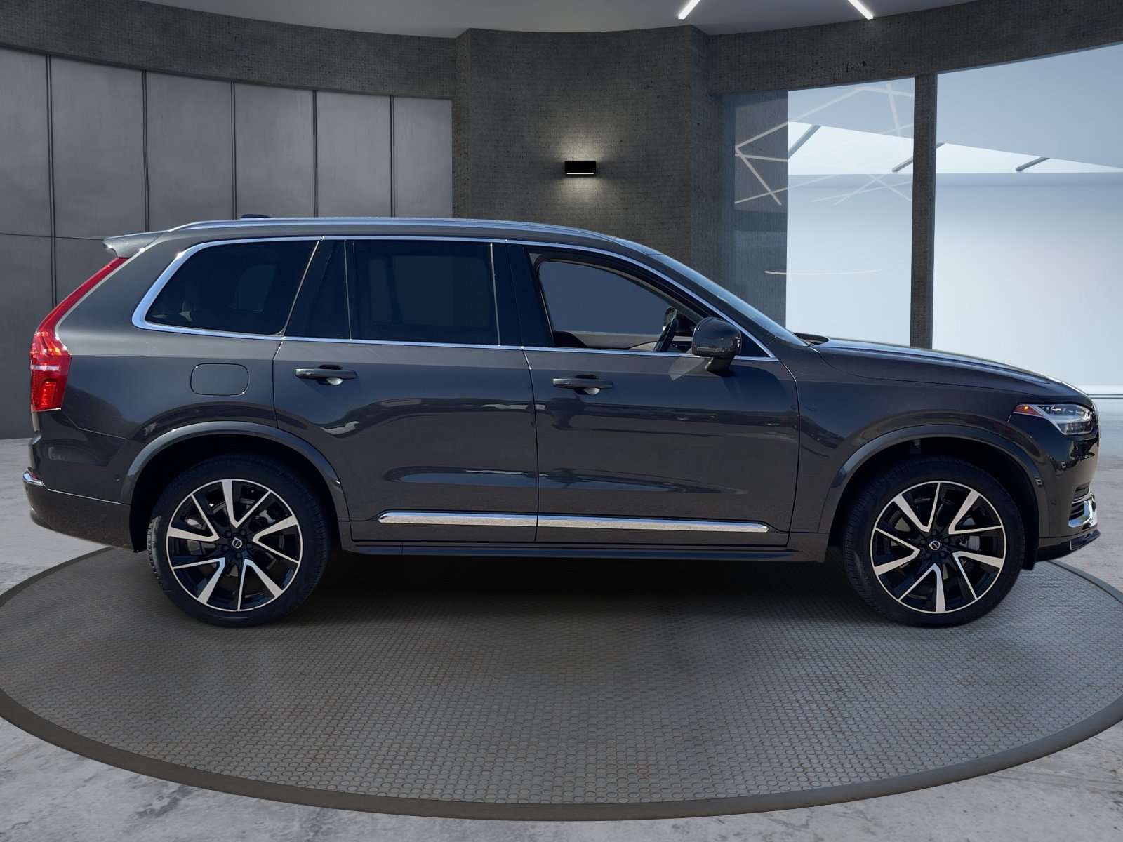 Used 2024 Volvo XC90 B6 Plus AWD/4WD image 7