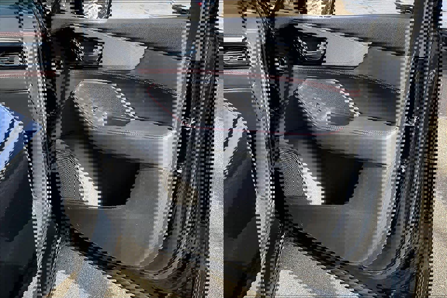 Used 2025 Acura MDX A-Spec image 26