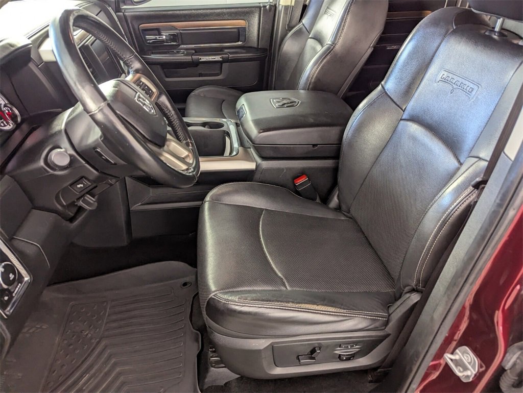 Used 2016 RAM 1500 Laramie w/ Convenience Group image 10