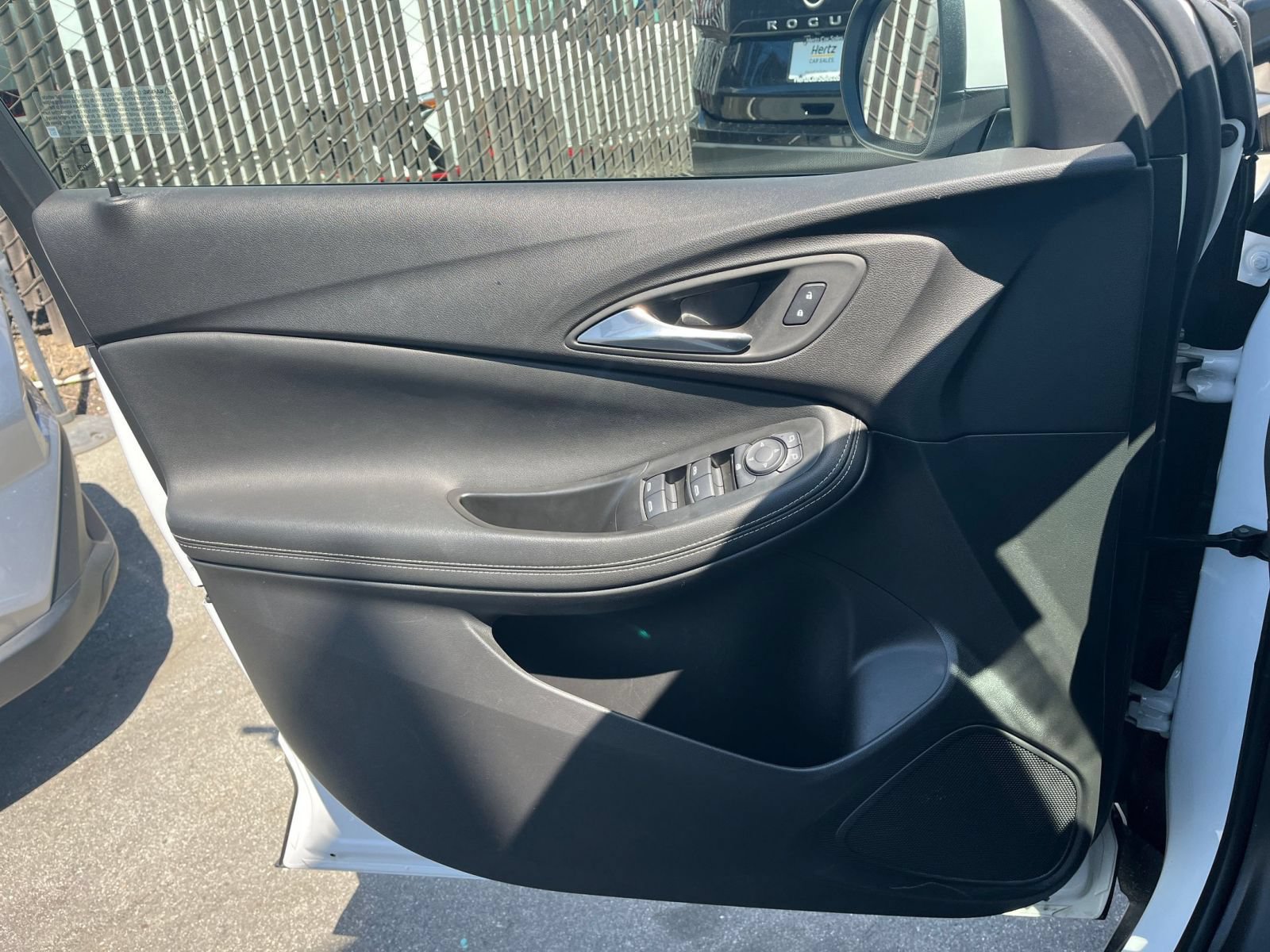 Used 2025 Buick Encore GX Preferred FWD image 18