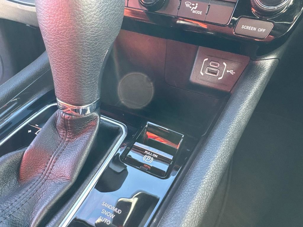 Used 2024 Jeep Compass Sport image 45