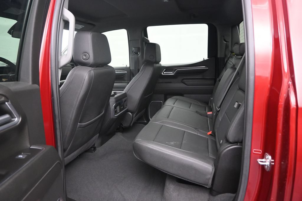 Used 2024 Chevrolet Silverado 1500 LTZ RWD image 14