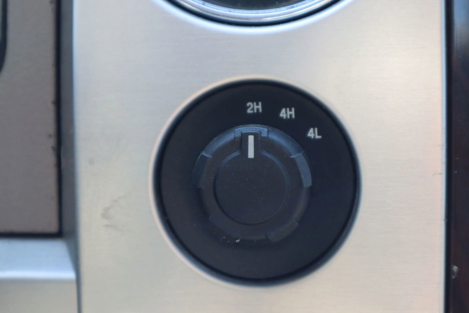 Used 2010 Ford F150 Platinum image 23