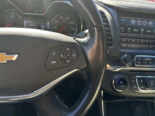 Used 2018 Chevrolet Impala LT w/ Sunroof and Spoiler Package FWD image 30