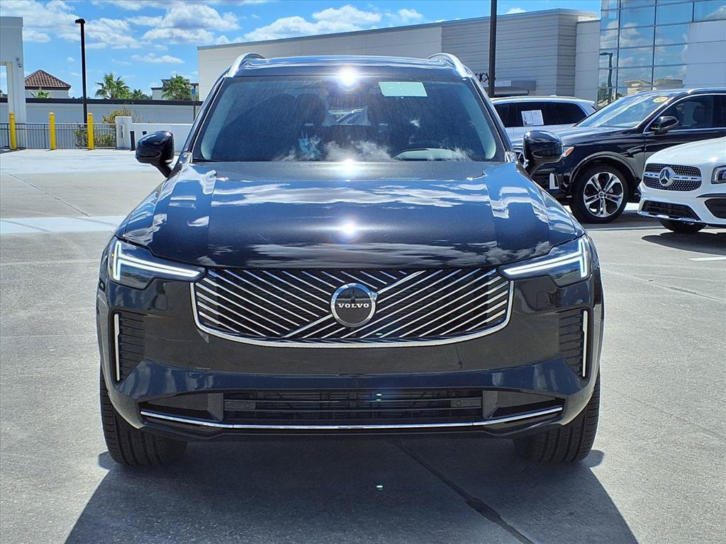 New 2026 Volvo XC90 B5 Core w/ Protection Package Premier AWD/4WD image 2