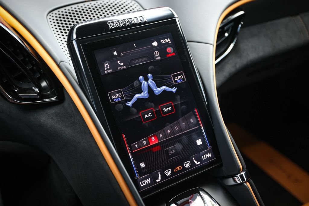 Certified 2022 Ferrari Roma RWD image 38