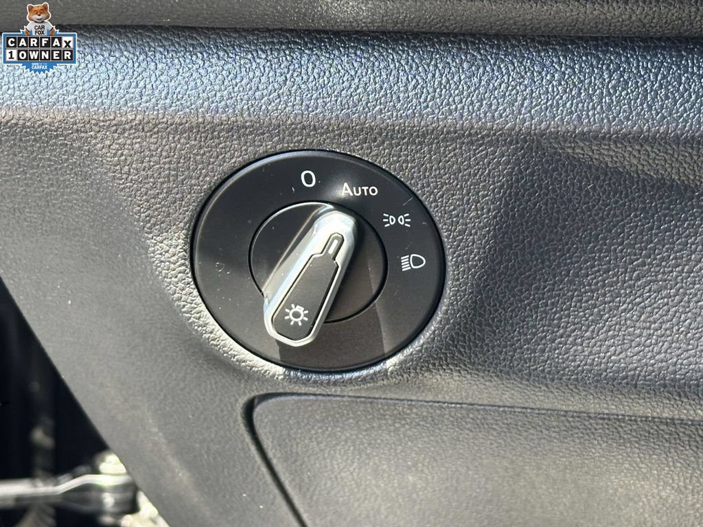 Used 2022 Volkswagen Jetta Sport FWD image 17