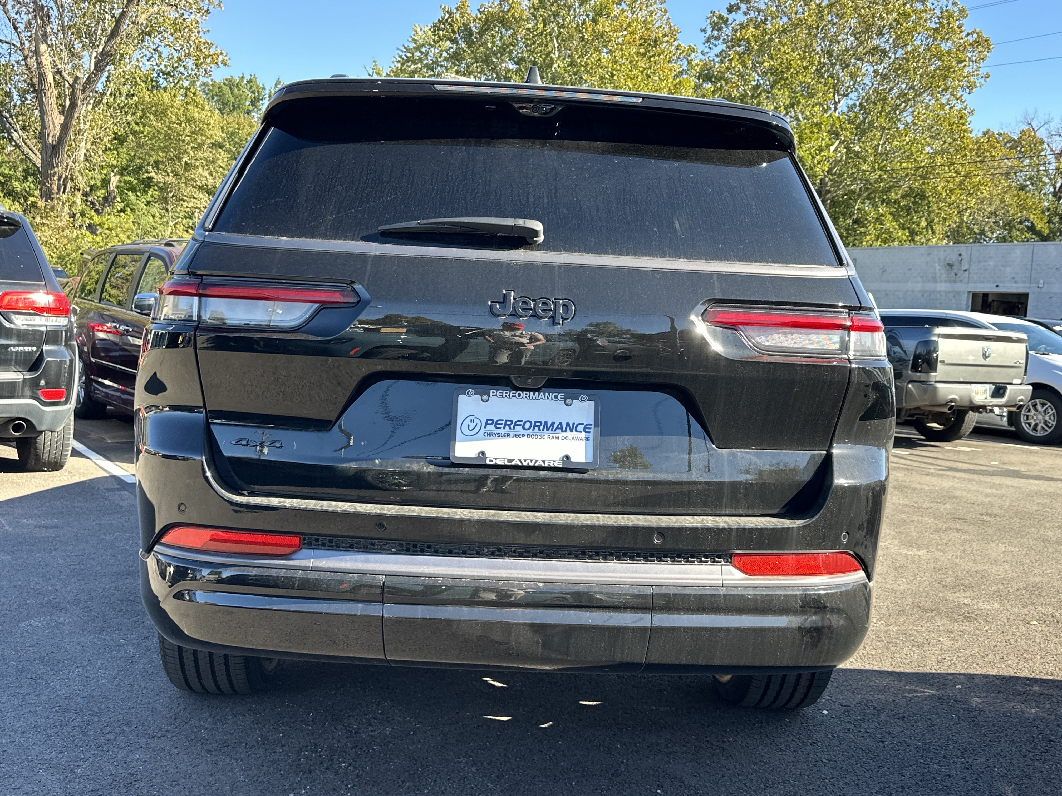 New 2027 Jeep Grand Cherokee L Limited AWD/4WD image 15