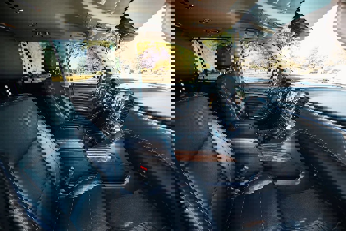 Used 2020 Chevrolet Suburban LT w/ Max Trailering Package image 32