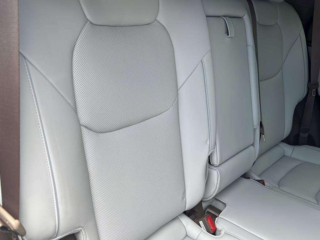 Certified 2026 Genesis GV70 2.5T Advanced AWD/4WD image 42