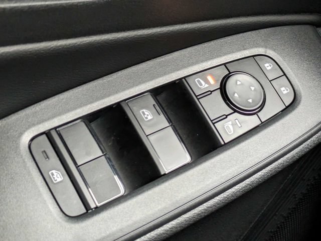 New 2026 Nissan Sentra SV w/ SV Convenience Package FWD image 24