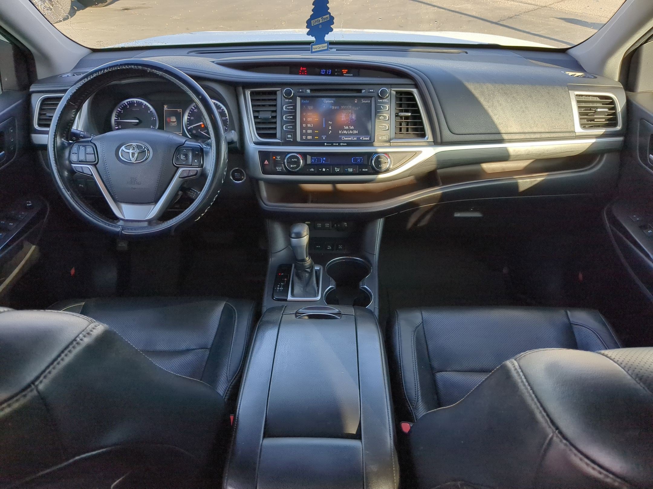 Used 2018 Toyota Highlander Limited Platinum image 18