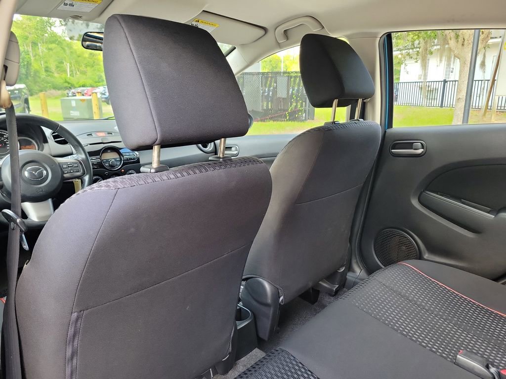 Used 2011 MAZDA MAZDA2 Touring FWD image 15