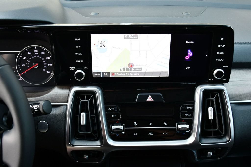 Used 2022 Kia Sorento S w/ Panoramic Sunroof Package AWD/4WD image 55