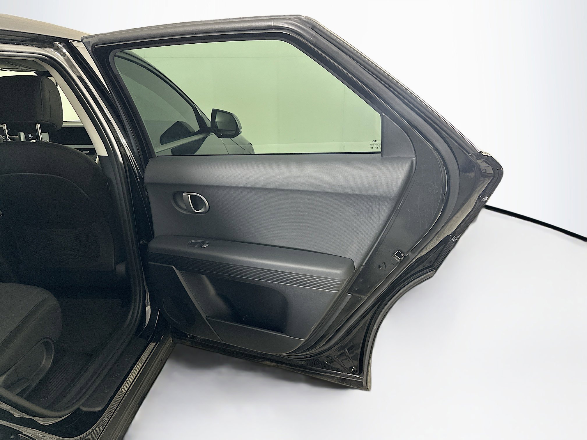 Used 2024 Hyundai Ioniq 5 SEL RWD image 30