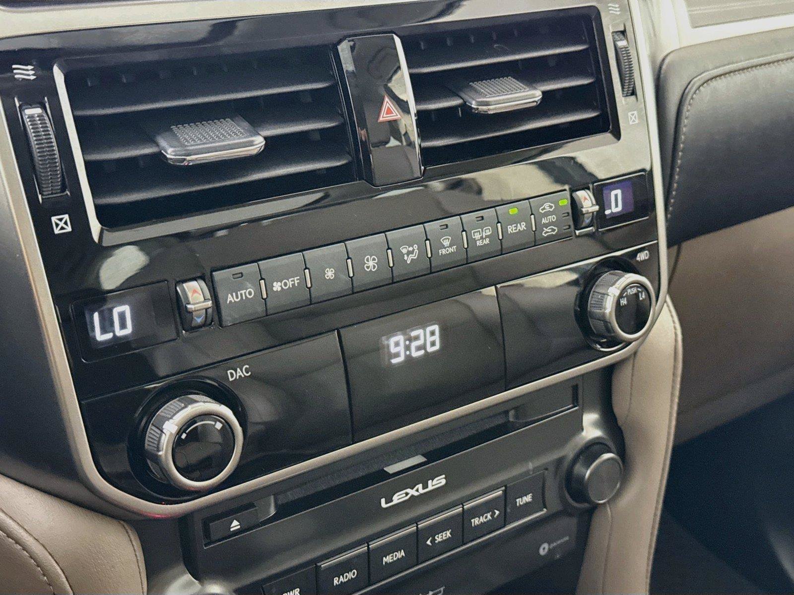 Used 2023 Lexus GX 460 Premium w/ Premium Plus Package AWD/4WD image 27