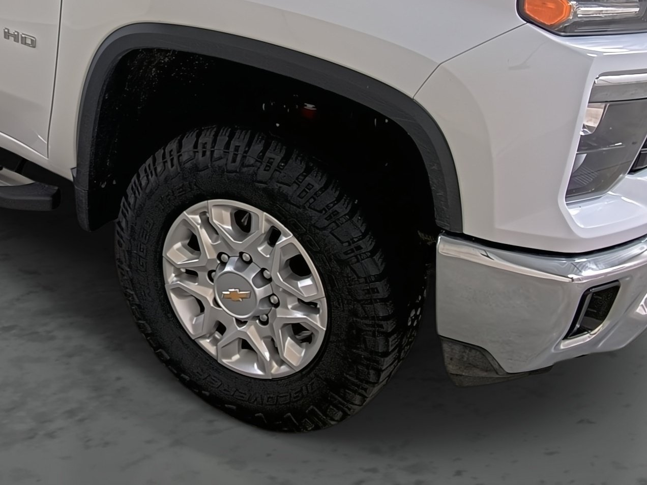 Used 2024 Chevrolet Silverado 2500 LT AWD/4WD image 13