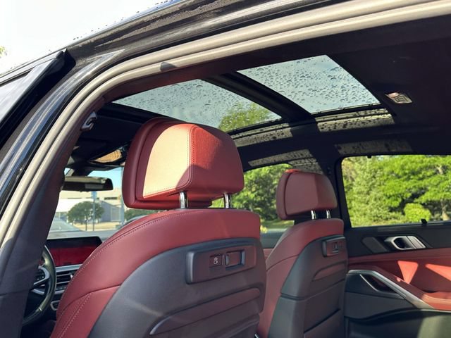 Used 2021 BMW X6 M50i w/ Executive Package AWD/4WD image 18