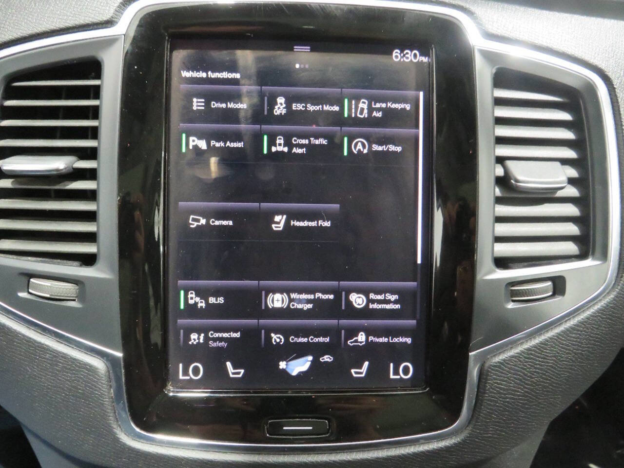 Used 2022 Volvo XC90 T5 Momentum image 19