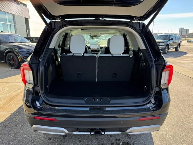 New 2026 Ford Explorer Platinum w/ LUX Leather Package AWD/4WD image 36