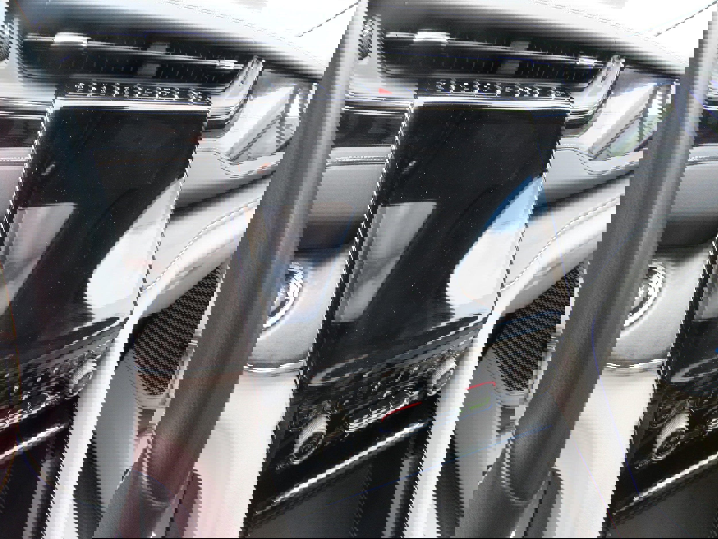 Used 2023 Jeep Grand Cherokee Overland w/ Adv Protech Group III image 14