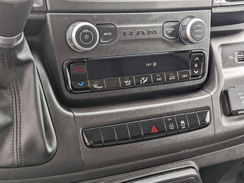 Used 2022 RAM ProMaster 2500 w/ Interior LED Lighting Group image 19