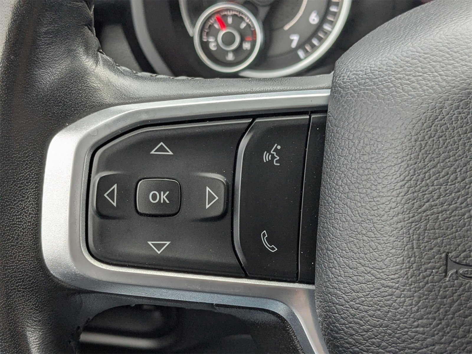 Used 2024 RAM 2500 Big Horn image 28