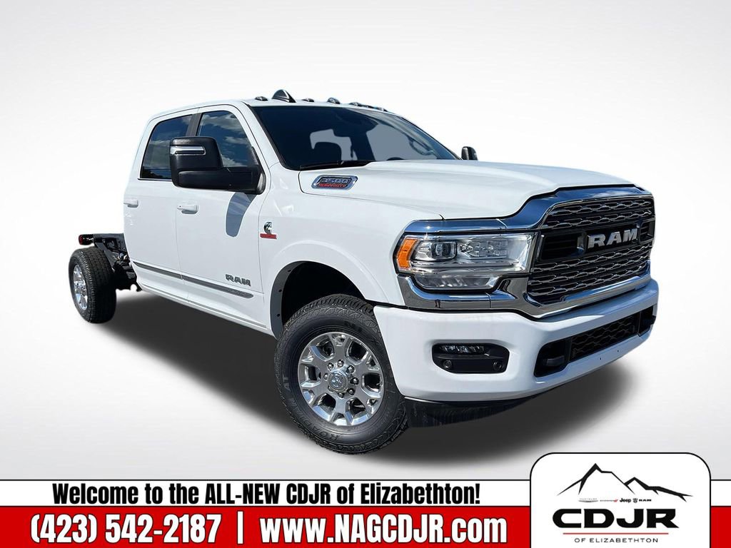 New 2024 RAM 3500 Limited image 1