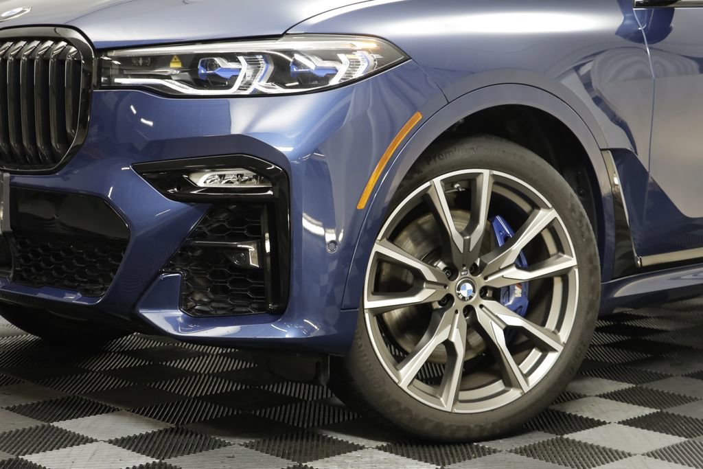 Used 2022 BMW X7 M50i AWD/4WD image 3