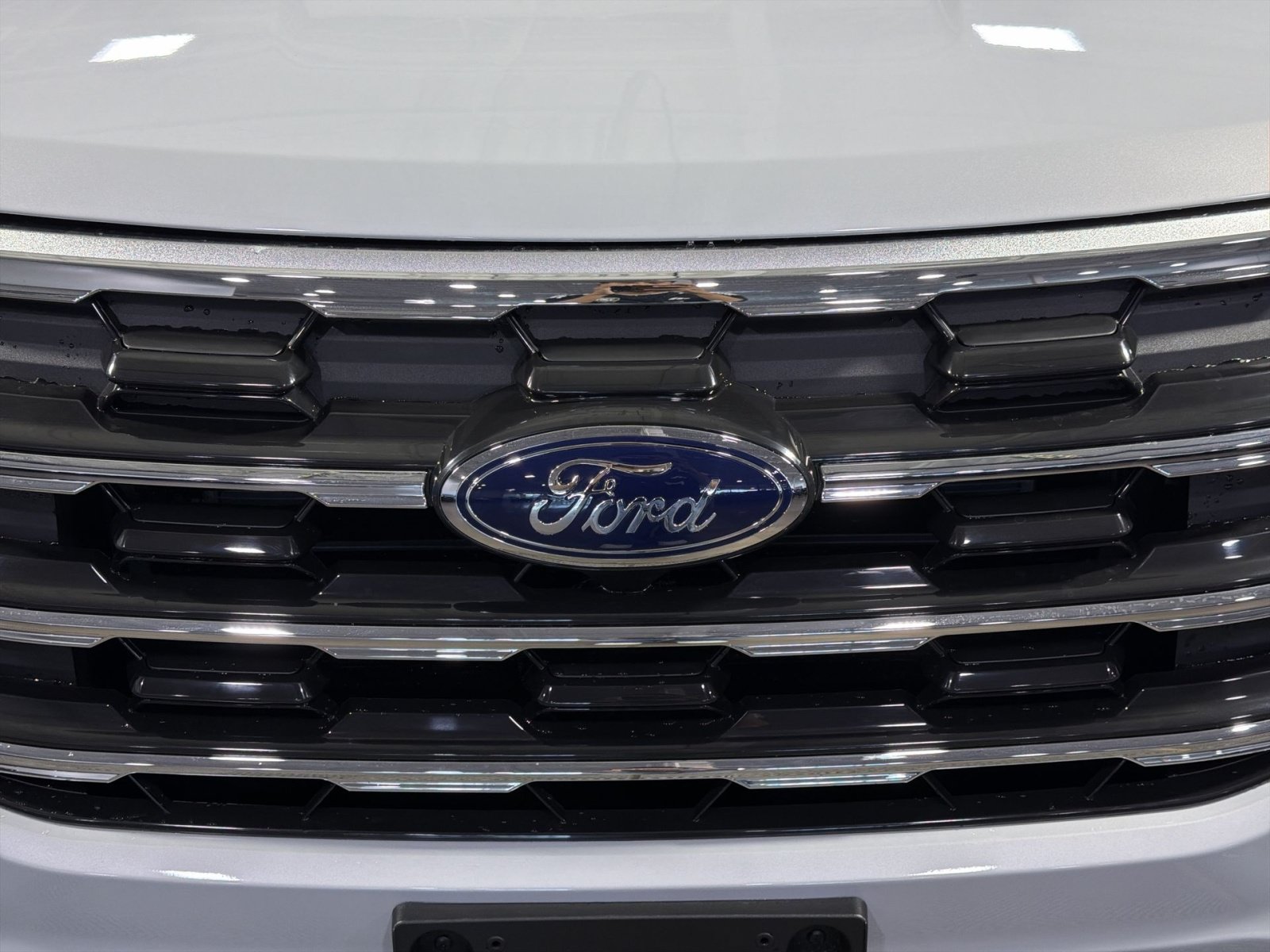 New 2026 Ford Explorer Active AWD/4WD image 12