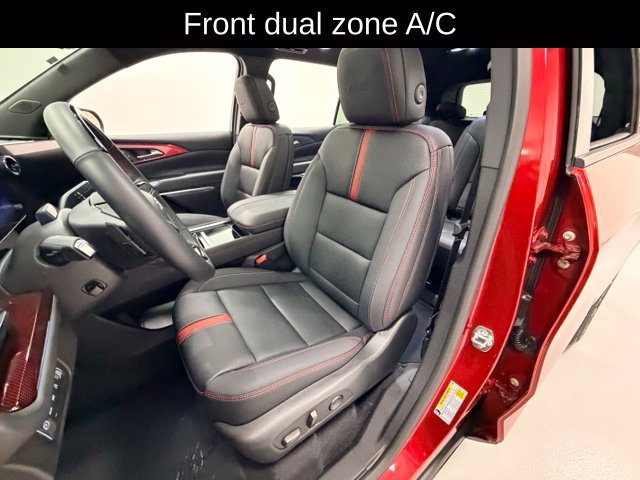Certified 2026 Chevrolet Traverse RS AWD/4WD image 8