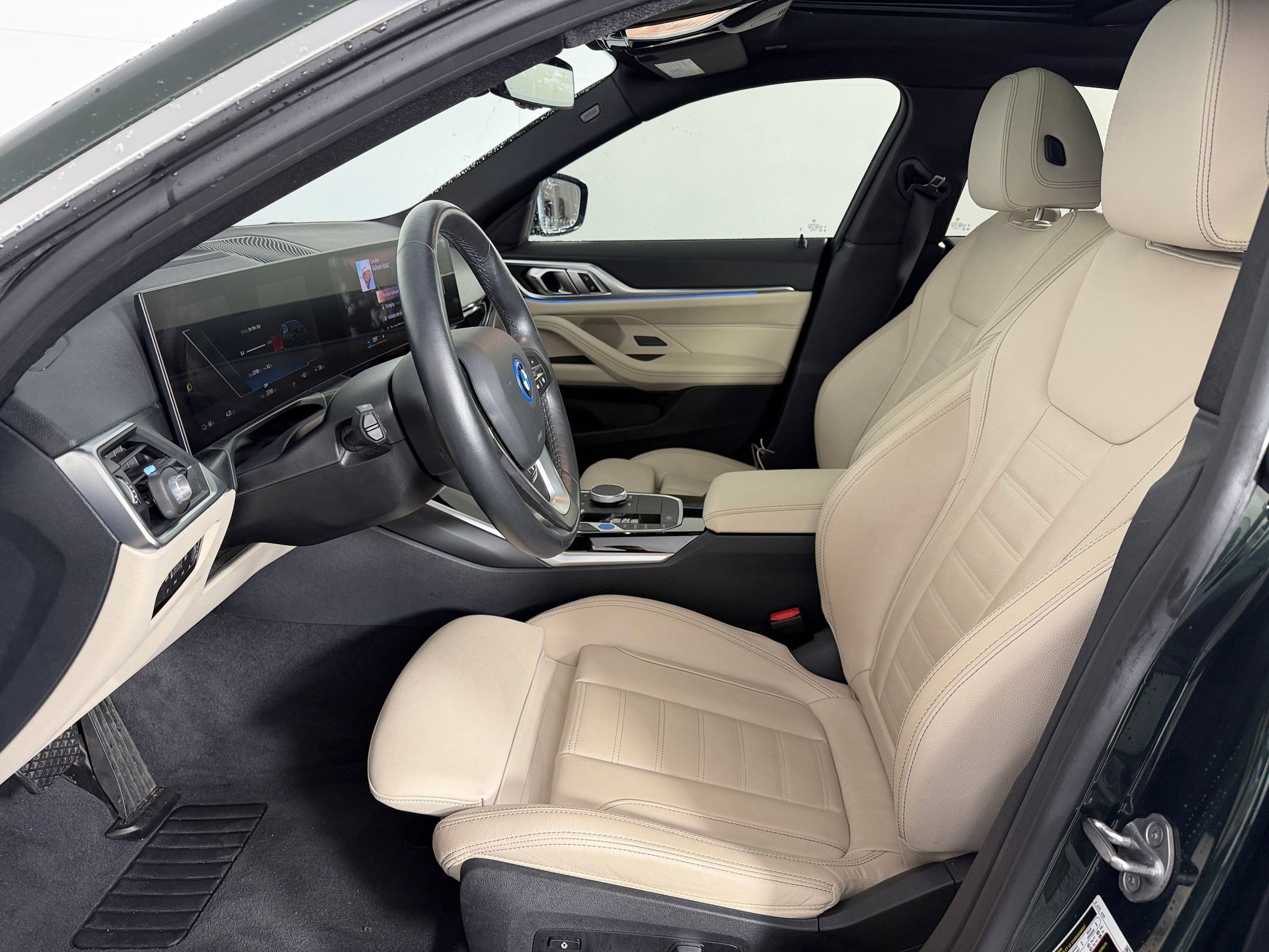 Used 2023 BMW i4 eDrive35 w/ Premium Package RWD image 5