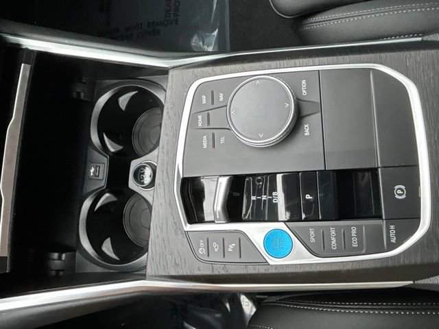 Used 2023 BMW i4 eDrive40 RWD image 17