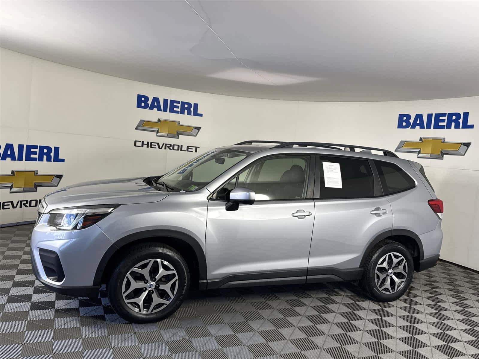 Used 2020 Subaru Forester Premium w/ Popular Package #1 AWD/4WD image 2