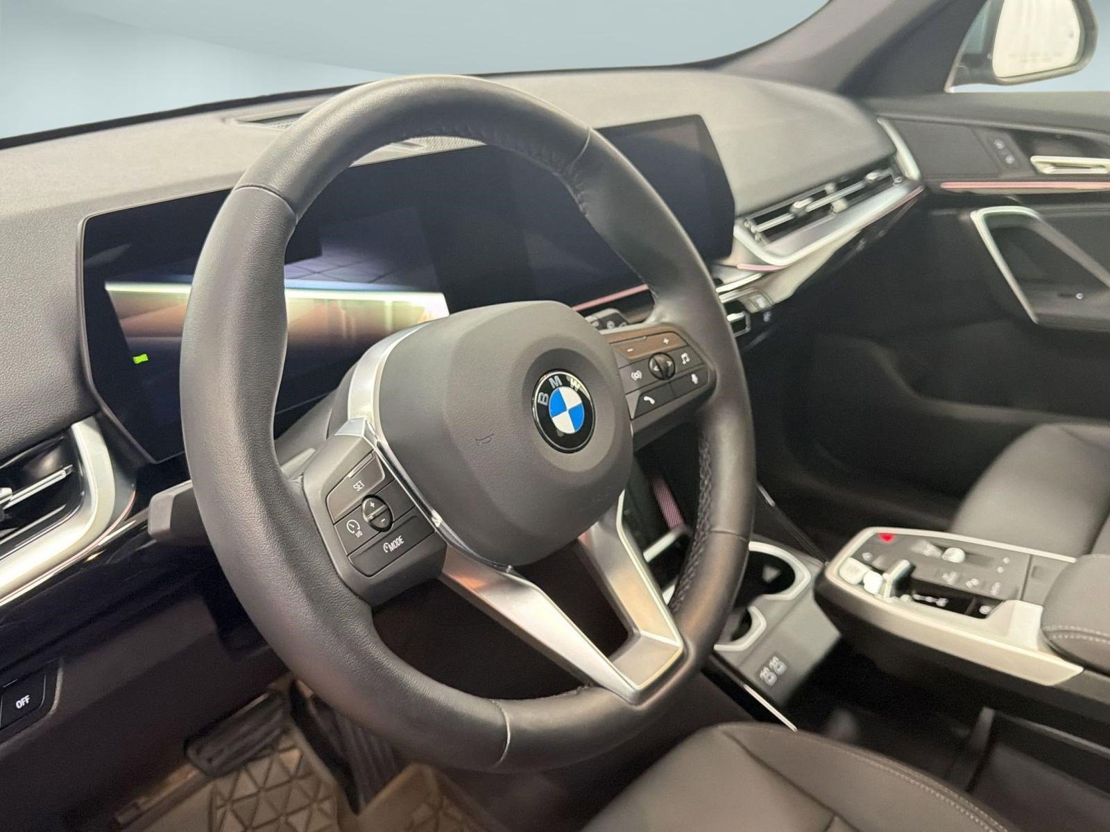 Certified 2023 BMW X1 xDrive28i w/ Convenience Package image 4