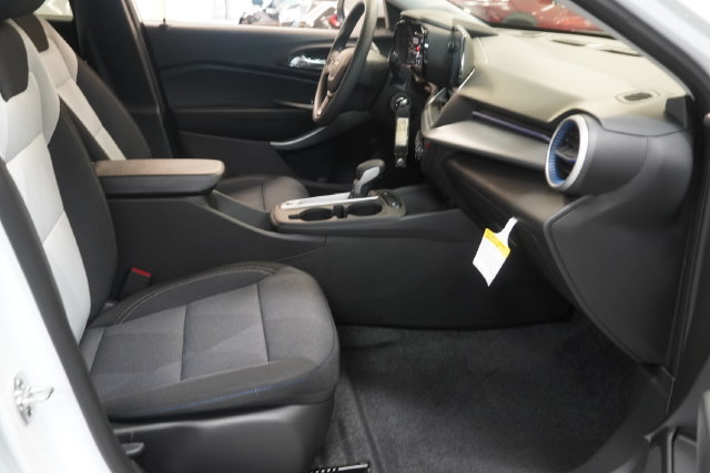 New 2026 Chevrolet Trax LS w/ LS Convenience Package FWD image 25