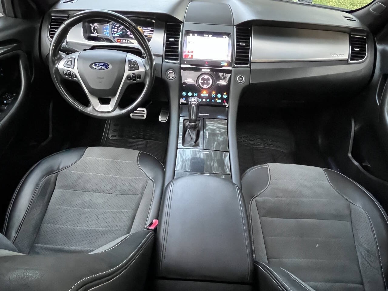 Used 2019 Ford Taurus SHO AWD/4WD image 25