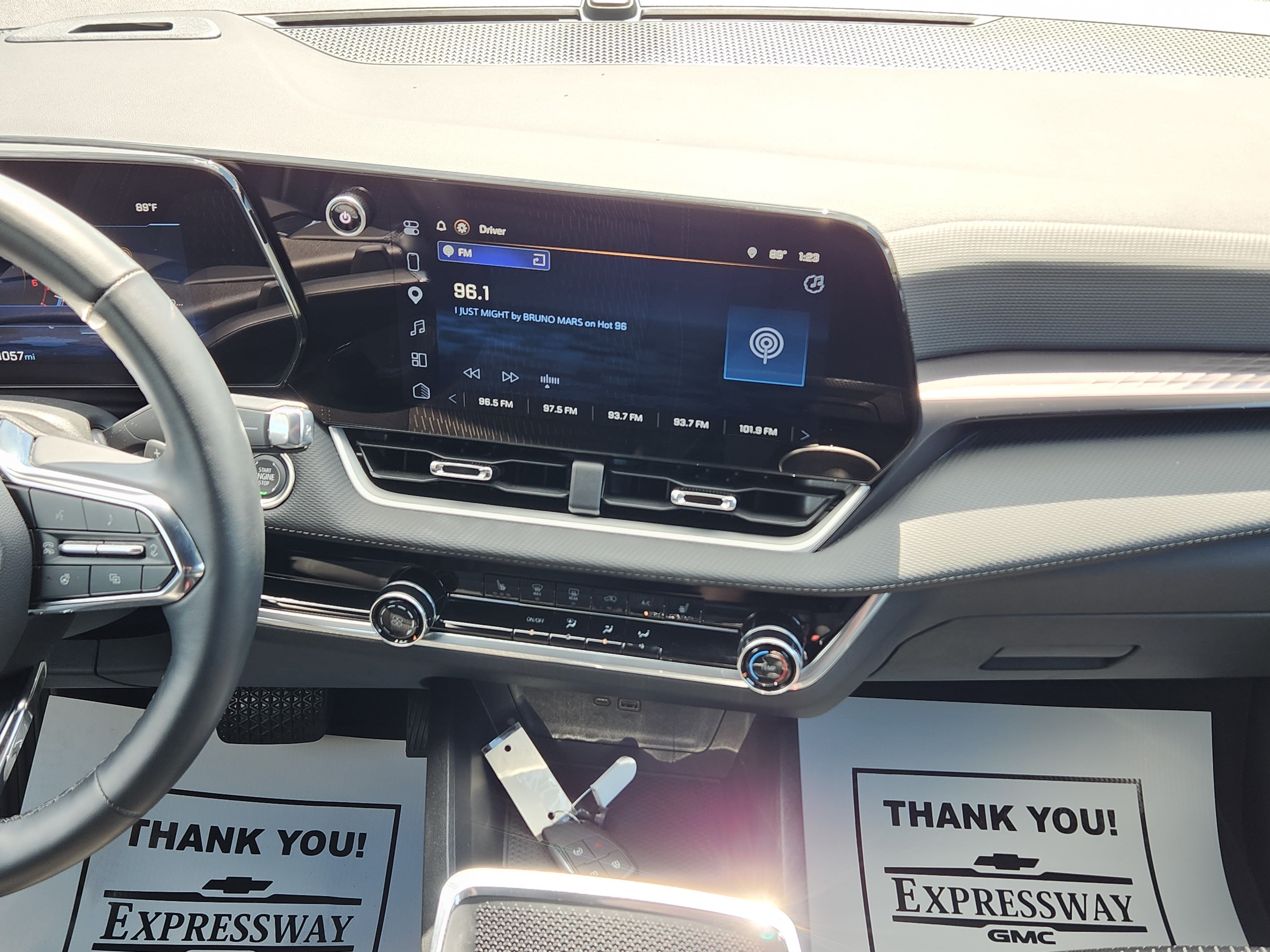 Used 2026 Chevrolet Equinox LT FWD image 18