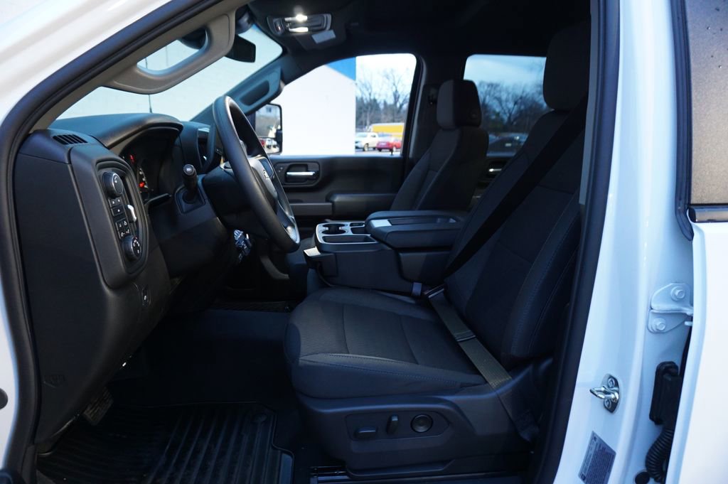 New 2026 Chevrolet Silverado 2500 Custom w/ Custom Value Package image 10