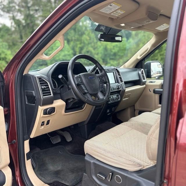 Used 2016 Ford F150 XLT w/ Equipment Group 302A Luxury AWD/4WD image 23