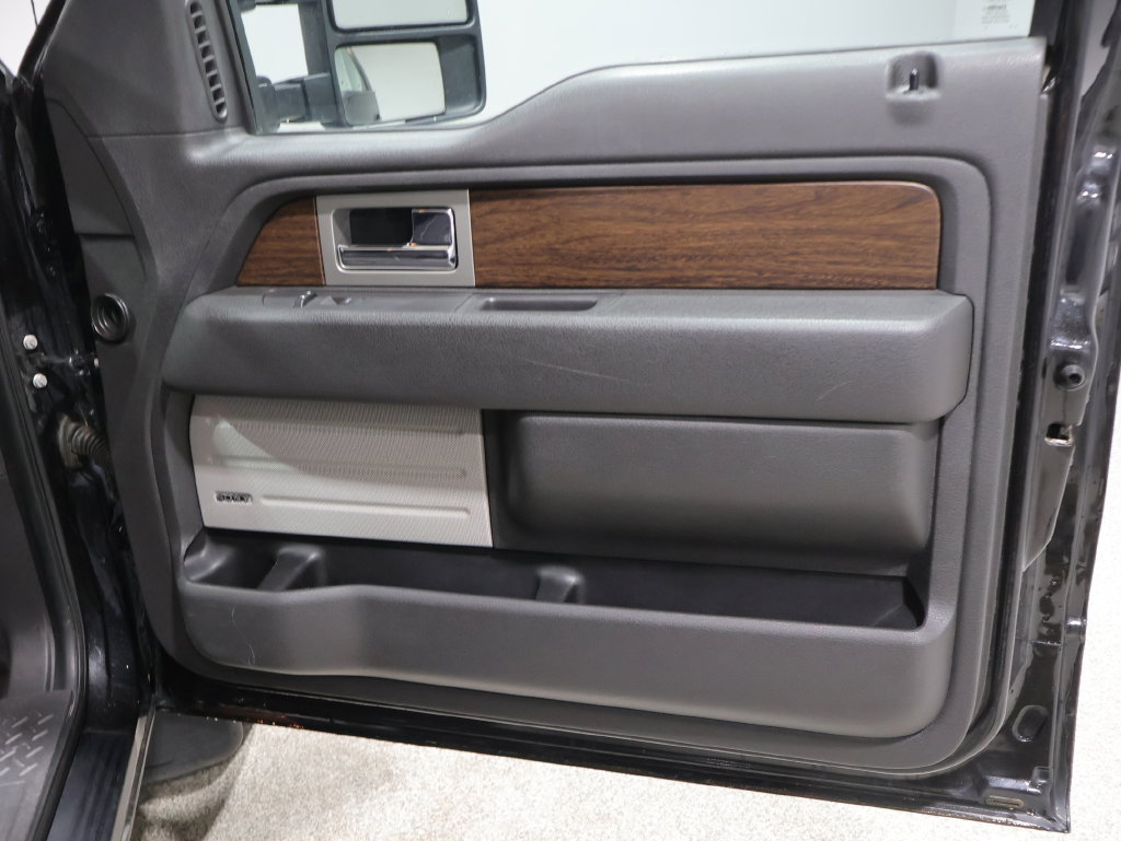 Used 2014 Ford F150 Lariat w/ Equipment Group 502A Luxury AWD/4WD image 27