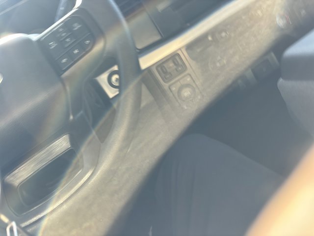 Used 2025 Ford F250 XLT w/ 360-Degree Camera Package image 35