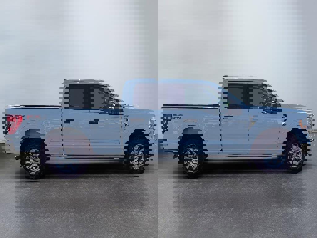 Used 2022 Ford F150 XLT w/ Equipment Group 301A Mid image 6