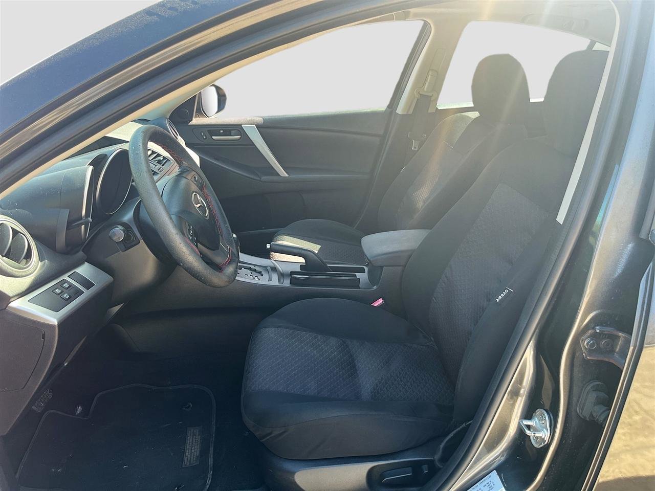 Used 2013 MAZDA MAZDA3 i Grand Touring w/ Tech Pkg image 20