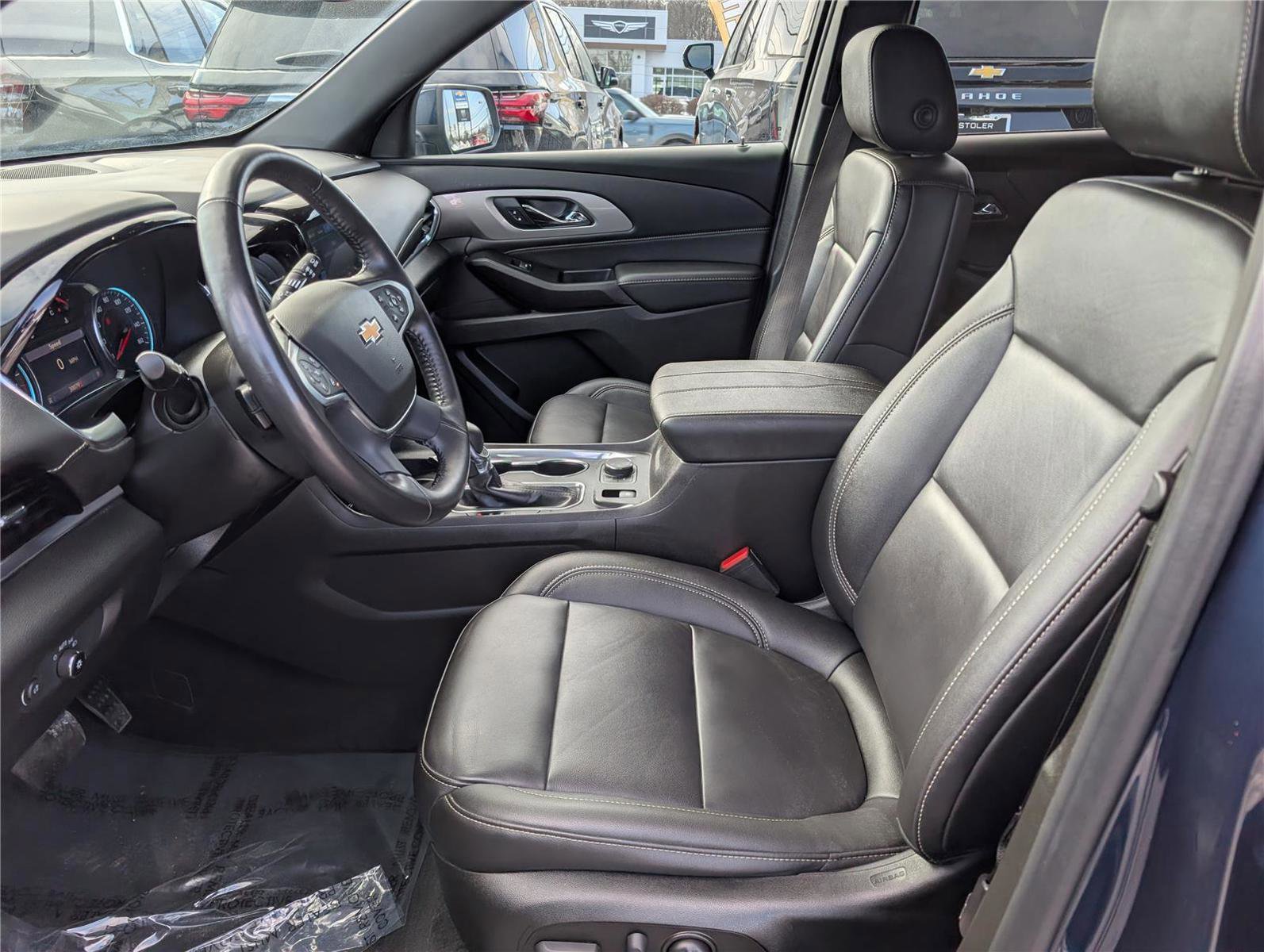 Used 2022 Chevrolet Traverse LT w/ LPO, Floor Liner Package image 19