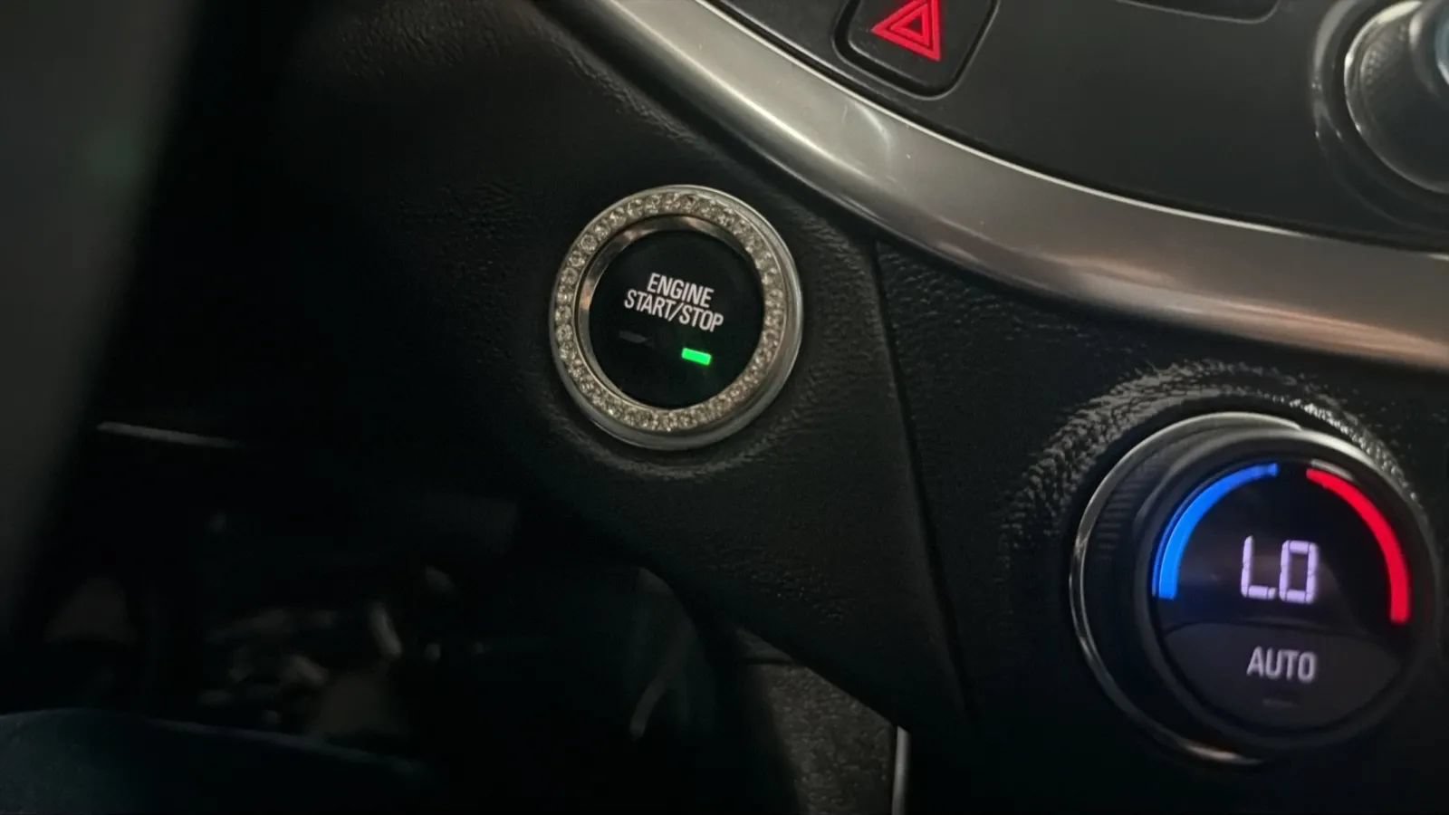 Used 2019 Chevrolet Impala LT FWD image 15