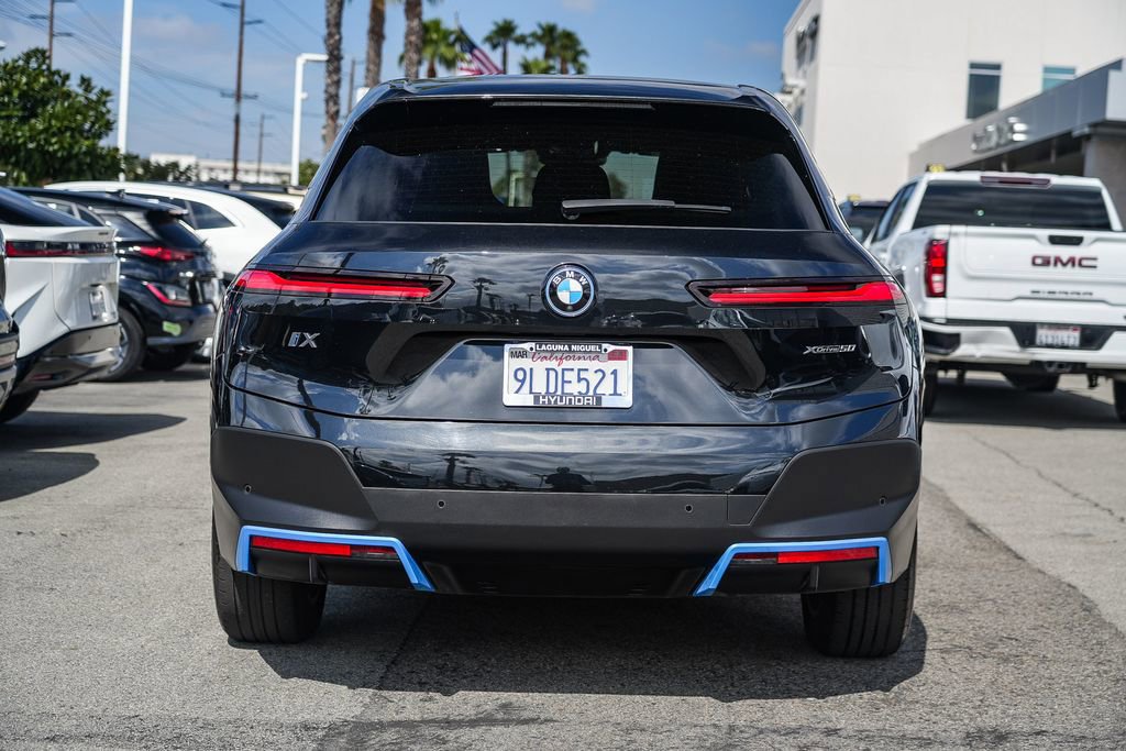Used 2024 BMW iX xDrive50 image 7