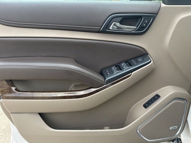 Used 2020 Chevrolet Tahoe LT w/ Luxury Package image 16