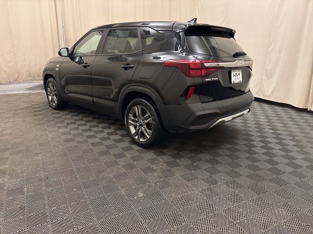Certified 2023 Kia Seltos LX image 7